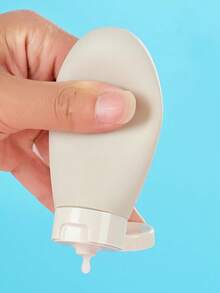 1入組60ml灰色北歐風格絨面pe軟管泵瓶,適用於化妝品包裝或旅行洗漱用品(洗髮水,潤膚乳,洗面奶,沐浴露) - 灰色 - 查看 5