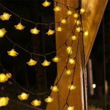 12 米/39.37 英尺 100LED 太阳能人造花环人造玫瑰藤蔓悬挂花环假花带 LED 仙女灯串适用于卧室墙壁婚礼室内家庭花园派对装饰（1 包）（含 2 米导线），户外花园照明适用于小径、庭院、露台