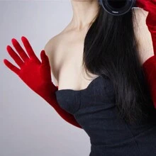 红色天鹅绒手套适合欧美风格长款晚会配饰、新娘婚纱及红色派对装饰、复古摄影及性感圣诞 - 紅色 - 查看 2