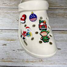 1套10件雪人和馴鹿卡通圖案鞋飾扣,適用於聖誕禮物,自由組合diy裝飾 - 彩色 - 查看 10