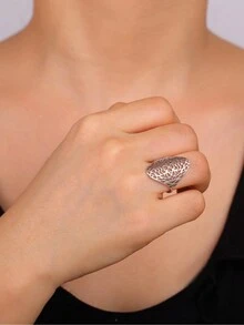 1個女士用不鏽鋼挖空心形和幸運三葉草戒指,精緻時尚的珠寶配件,適合節日禮物 - 款式A - 查看 5