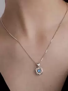 1 套铜和方晶锆石心形吊坠项链，适合女士佩戴，配玫瑰礼盒，精致时尚，百搭锁骨链，适合情人节、妈妈、母亲、母亲节、礼物 - 玫瑰禮盒+手提包+賀卡+項鍊 - 查看 5