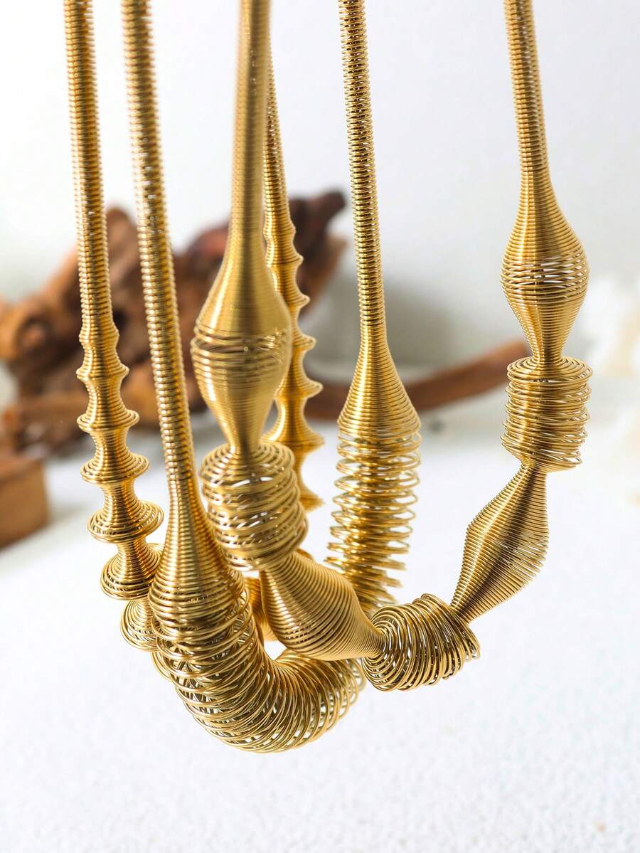 1pc European And American Exaggerated Spring Design Geometric Shape Necklace, Golden Stainless Steel Link Collar - P1778 - View 1