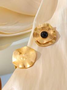 1 Pair Vintage Asymmetrical Round Frosted Gold-Color Stud Earrings