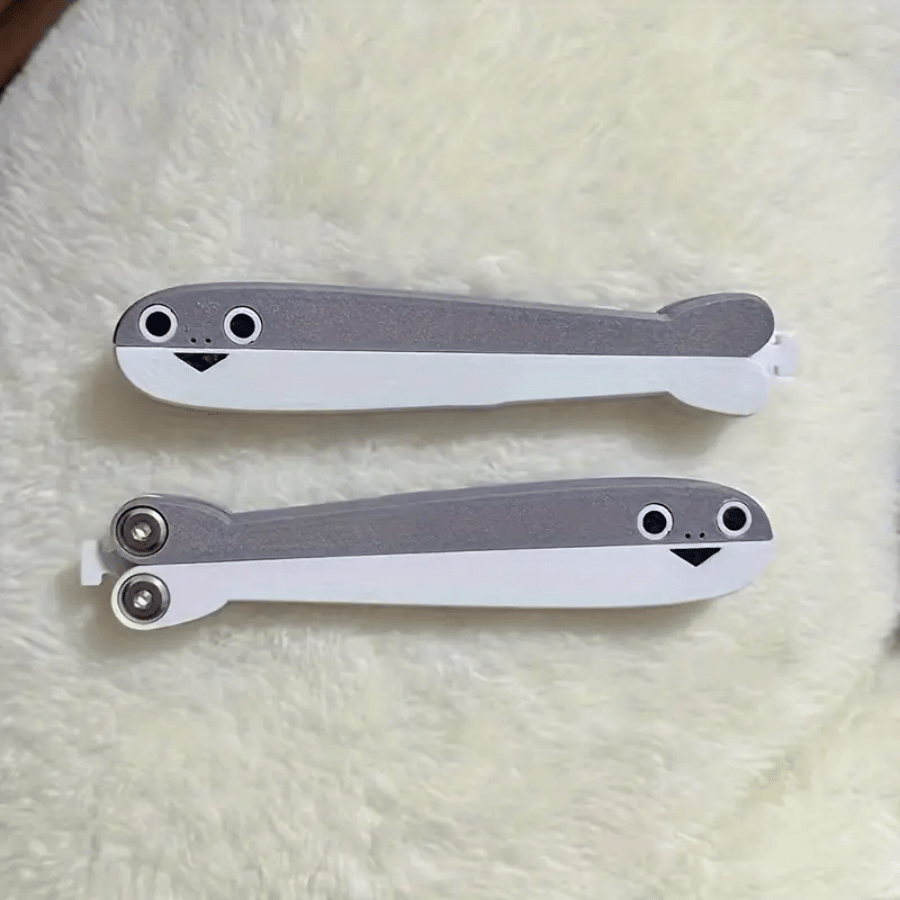 Squishy Pakka Fish & Butterfly Knife Shape Carrot Knife Stress Relief