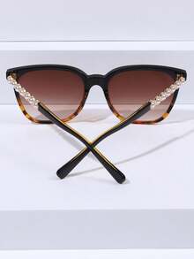 上黑下豹紋色時尚金屬款女士太陽眼鏡 - 咖啡棕 - 查看 4