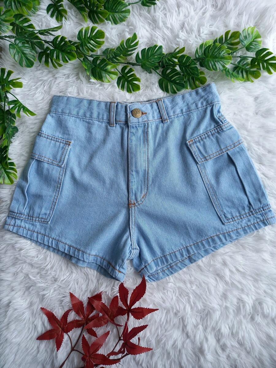 女款牛仔短褲 - 淺藍色 - 查看 1