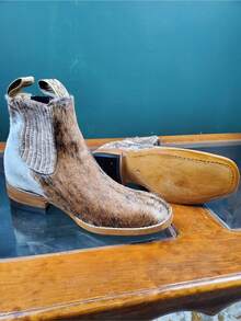 Porque usted lo solicito llegaron los botines vaqueros, 100% piel de pelo genuina, suela cocido, tabla de tallas( US7.5-MX25.5, US8-MX26, US8.5-MX26.5, US9-MX27) - cafe - Ver 3