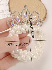 1 件儿童珍珠装饰皇冠发带，带水钻的发饰，适合女孩参加派对和庆祝活动 - 白色 - 查看 2