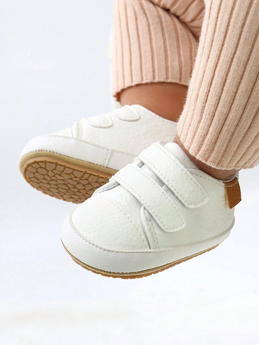 2023 嬰幼兒白色運動鞋軟底休閒風格學步鞋