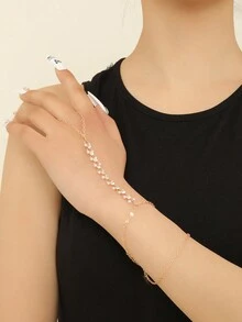 1pc Fashionable Faux Pearl Chain Finger Bracelet - Yellow Gold - View 1