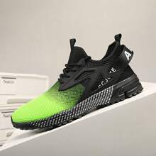 適合大腳的超輕經典馬拉松跑鞋 - 綠色 - 查看 6