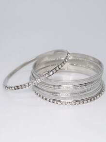 時尚的星空主題銀手環設計,適合派對和日常穿著,搭配鑽石貼紙和砂光處理,由合金材料製成 - 銀色 - 查看 3