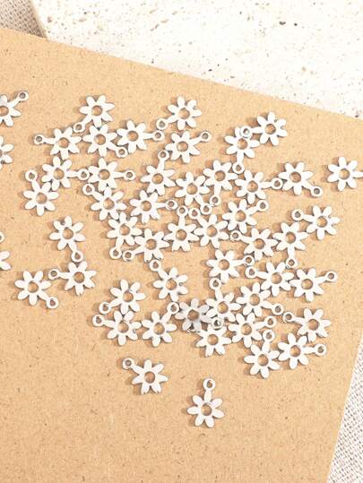 50pcs Stainless Steel Small Daisy Shaped Diy Jewelry Pendant