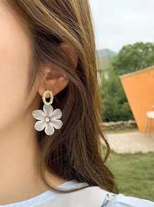 White Flower Petal Earrings - Gold - View 3