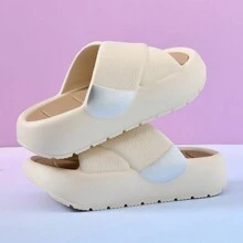 New Arrival Summer Women's Stylish Flat Slipper With Non-slip Thick Sole And Outdoor Beach Design - Beige - View 3