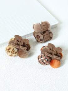 3入組可愛的櫻桃造型夾子,帶有絨毛裏布,是女孩髮飾的理想選擇,適用於秋季和冬季