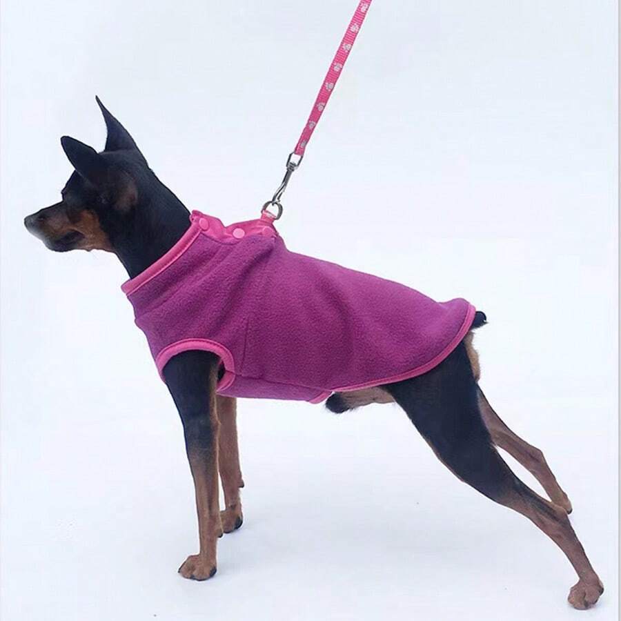 1件新款寵物狗衣服,立領鈕扣前美式羊毛衣（無袖）輕量短毛絨,帶有牽引環 - 中紫紅色 - 查看 1