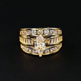 1枚优雅白色锆石戒指，时尚个性设计，送给爱人的礼物