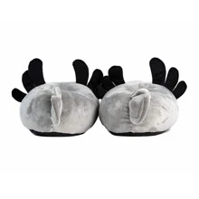 Pantuflas Premium de Ajolote Gris con Negro Kawaii: ¡Calientitas, Cómodas y Geniales para tus Pies! - Gris - Ver 4