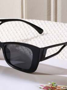 1 件女士猫眼镜框时尚眼镜，适合日常佩戴、聚会、旅行和驾驶