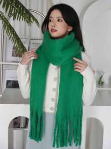 1條純色保暖圍巾,人造羊絨簡約長款帶厚重流蘇披肩,適用於女士和男士的戶外旅行裝扮(白色/黑色) - 綠色 - 查看 4