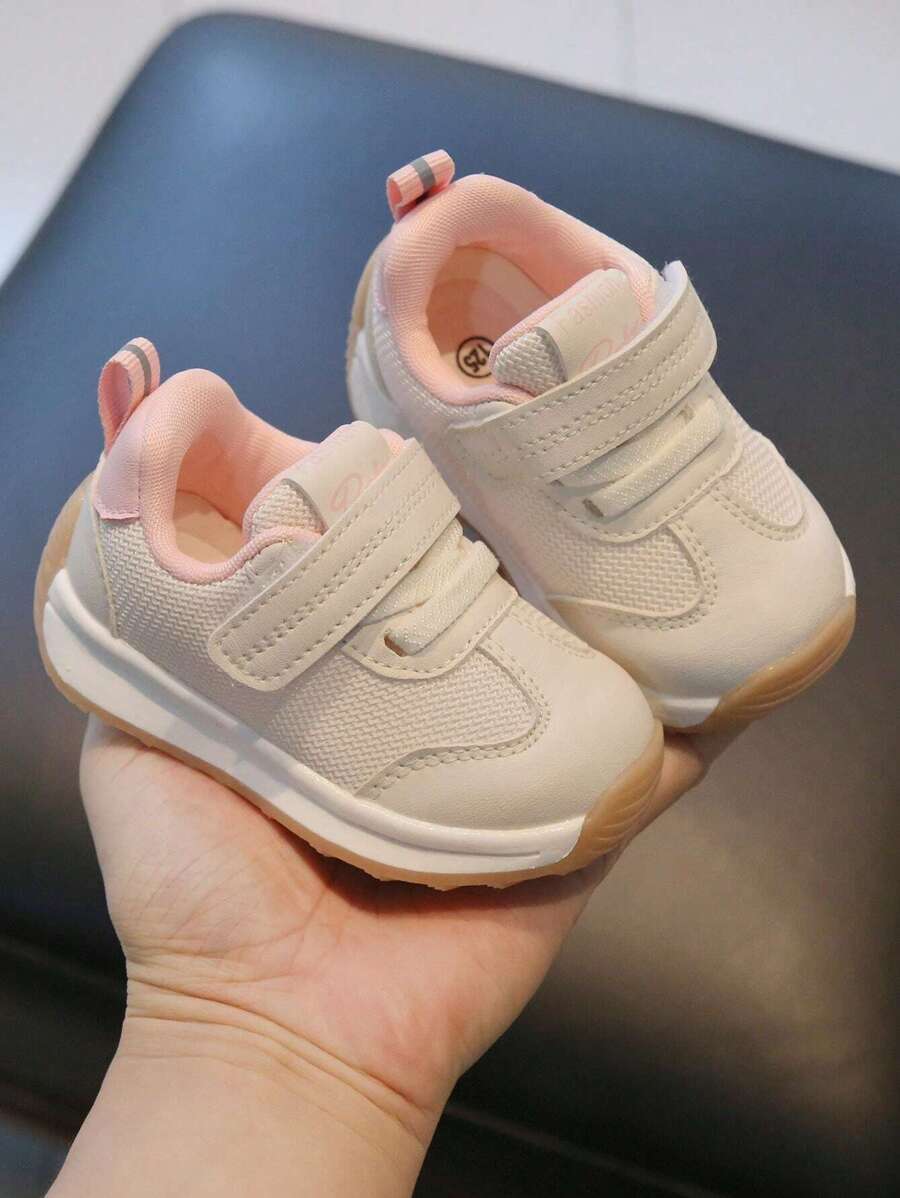 1pair Of Back To School Fashionable And Versatile Little Girls' White Sneakers, Breathable Mesh Sports Shoes Suitable For All Seasons - Pink - View 1