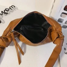 女士绗缝纯色斜挎包ins时尚单肩牛角包时尚通勤包高级感时尚饺子包