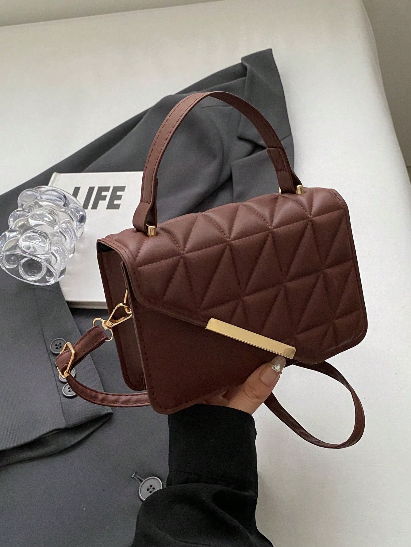 حقيبة يد عتيقة وريترو صغيرة عصرية بنمط الماس