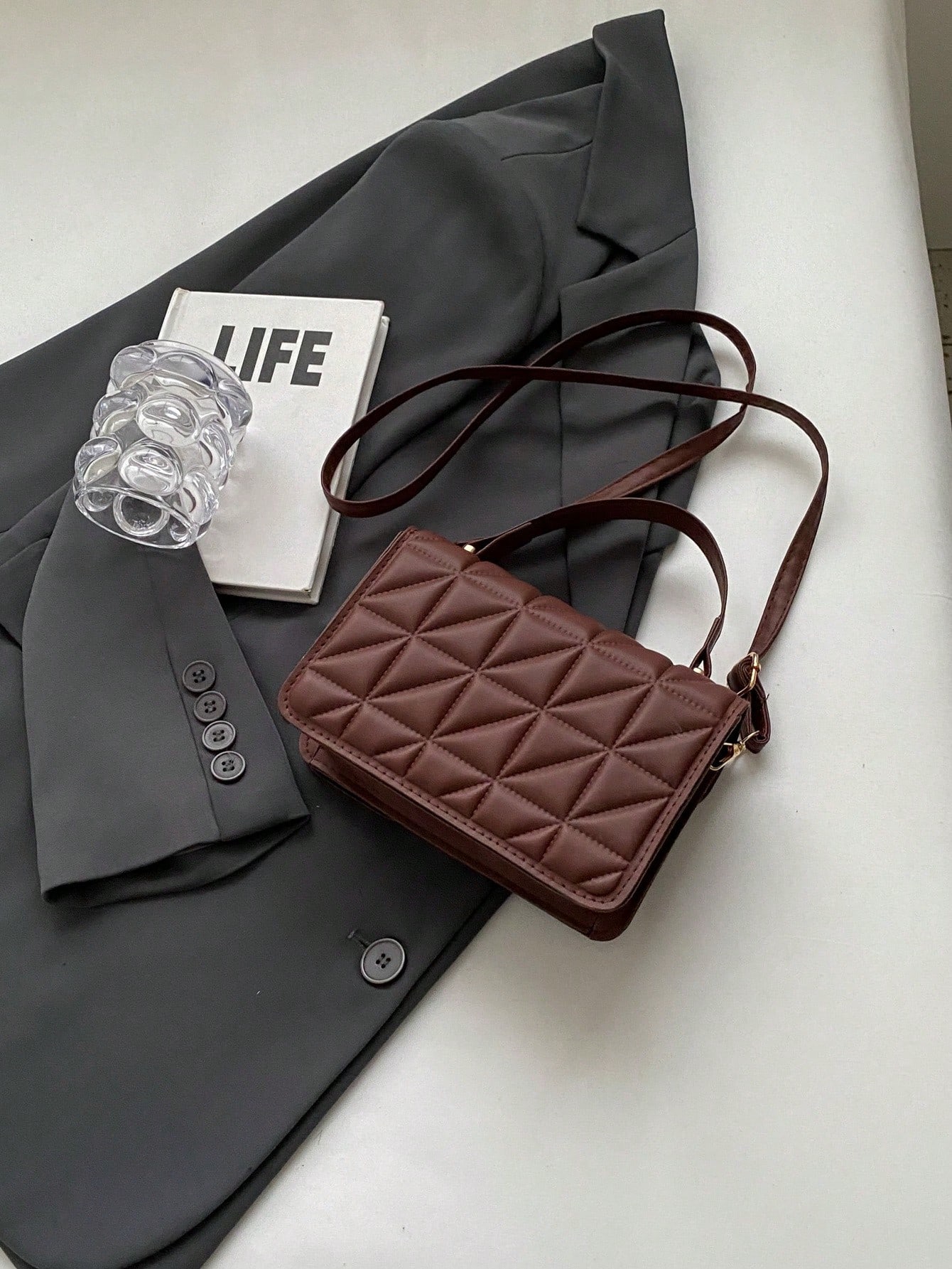 حقيبة يد عتيقة وريترو صغيرة عصرية بنمط الماس