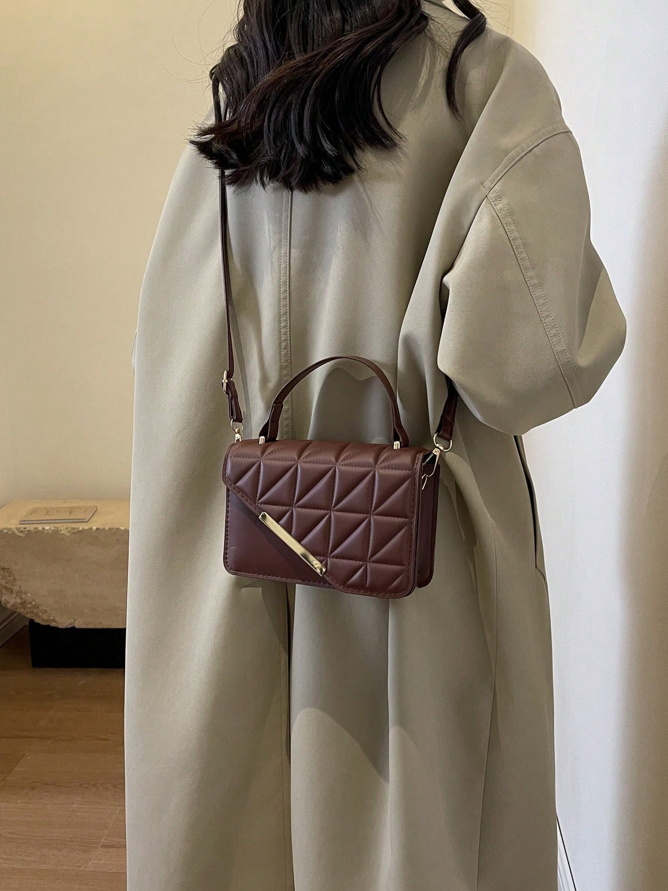 حقيبة يد عتيقة وريترو صغيرة عصرية بنمط الماس