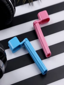 1 件吉他繞弦器、換弦器工具、繞線拔銷器、切割器,適合大多數吉他,如原聲吉他、民謠吉他、尤克里裡琴,有4 種顏色可供選擇(黑色、藍色、紫色、粉紅色) - 紫色 - 查看 4