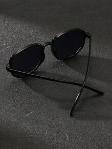 1副运动风Y2K复古驾驶、旅行、海滩大框时尚眼镜，男士夏季休闲時尚眼鏡配饰，沙滩眼镜時尚眼鏡，打造街头风格，适合搭配毛衣夹克、卫衣、连帽衫、皮裤和工装裤，夏季海滩度假、户外活动、旅行 - 黑色 - 查看 4