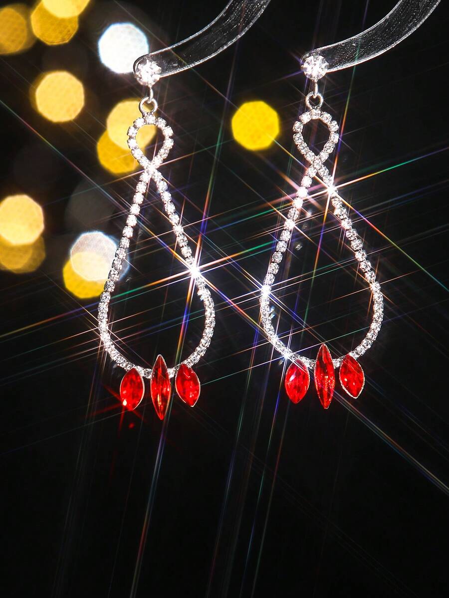 Gorgeous Nightclub Sexy Crystal Santa Earring Stud For Women 1 Pair - Red - View 1