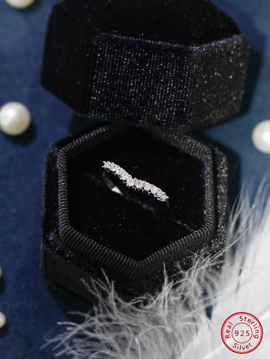 Vaerine Nhẫn bạc 925 đính đá Cubic Zirconia, sang trọng, quyến rũ, lấp lánh, thiết kế cổ chữ V sâu thanh lịch, đi kèm hộp quà tinh tế, món quà lý tưởng cho bạn gái/vợ/mẹ vào Lễ Tạ ơn, sinh nhật, kỷ niệm, năm mới và các lễ hội khác, cũng là phụ kiện trang trí cho cuộc sống hàng ngày, các bữa tiệc và những buổi hẹn hò, trang sức tinh xảo. - Bạc - Xem 1