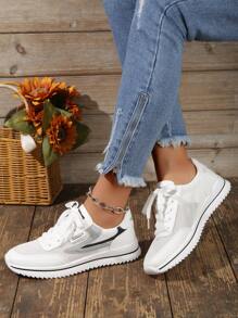 1雙青少年休閒運動鞋,pu網布設計,圓頭,柔軟橡膠鞋底,透氣舒適,防滑款式多用途,適用於10-18歲男女在春夏季節,非常適合室內外,日常穿著,跑步運動,高大的白色鞋款 - 黑與白 - 查看 2