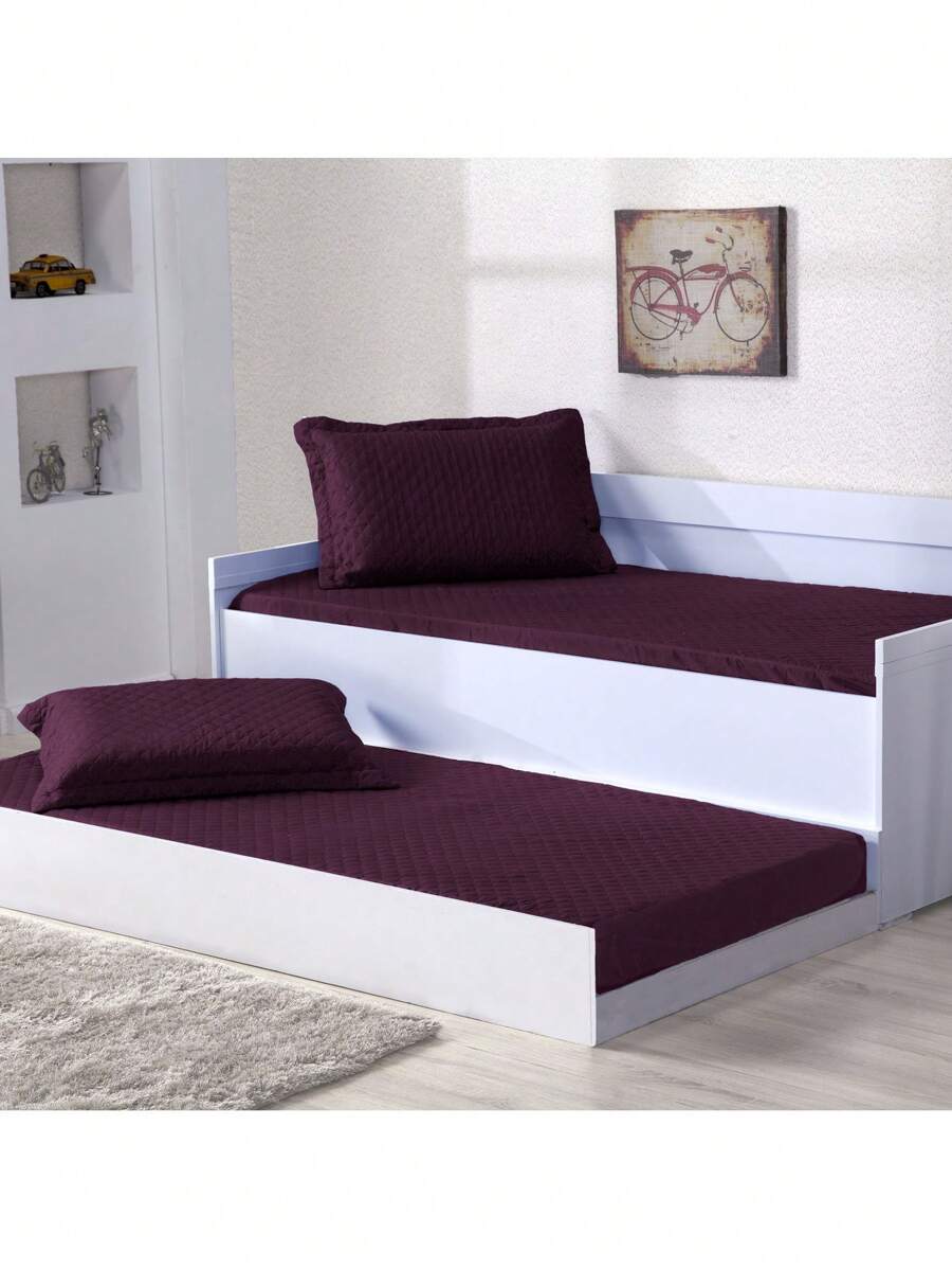 Quilts - Burgundy - View 1