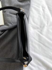 Màu thuần Dập nổi Python Hình  Rắn Felt Đơn giản Nhẹ Túi đeo vai - màu đen - Xem 7