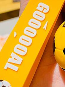 1個黃白色足球創意鑰匙扣袋掛飾汽車鑰匙扣情侶袋掛飾 - 黃色 - 查看 5