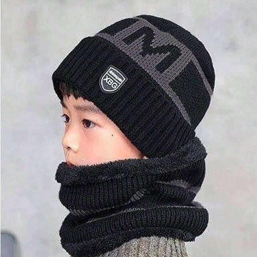 2入組兒童暖和、時尚舒適的帶有字母和毛球設計的冬季毛帽和圍巾,適用於兒童冬季戶外使用