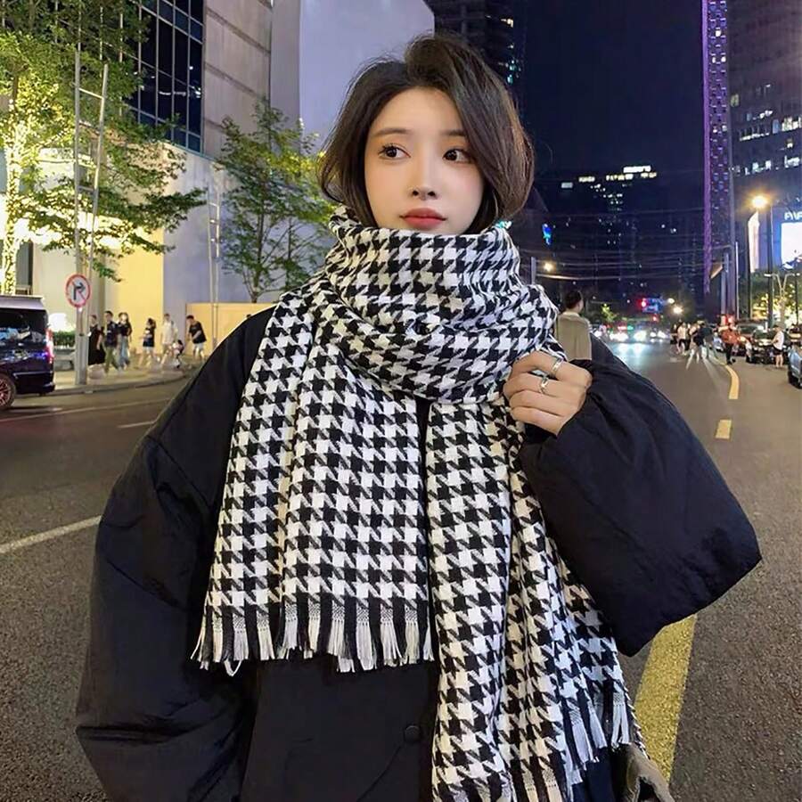 1 Miếng Nhiều màu Hàng mới đến Mùa Đông Ấm áp Hợp thời Kẻ sọc Khăn quàng cổ , Hàn Quốc Phong cách Đan Viền tua Khăn quàng cổ , Thời trang , Giữ Ấm Đối với phụ nữ Và Sinh viên - Đen và trắng - Xem 1