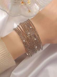 8 件裝女式超薄 2 毫米彈性串珠手鍊,帶有白色和黑色水鑽裝飾和閃亮方晶鋯石,適合時尚派對和度假