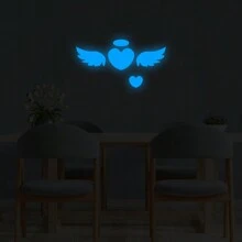 5 件裝心形和天使設計牆貼適合家居裝飾,夜光和藍色小貼紙適合客廳、臥室、牆壁、門、冰箱等。