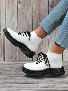 女性情人節甜美多用途白色舒適簡單輕便圓頭校園風運動跑鞋,寬度較大 - 白色 - 查看 1