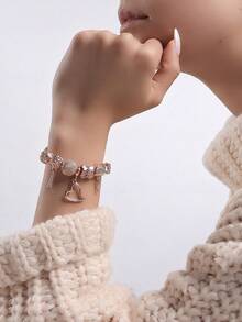 1 Miếng Thanh lịch Và Sang trọng Đồng Vòng tay Với Nạm kim cương Loại bướm Và Thiên nga , Hình trái tim Bức tranh sơn dầu Hạt , Đối với phụ nữ , DIY Sự phối hợp , Qủa tặng Gói hàng Và Lý tưởng Đối với Lễ hội Món quà - Hoa hồng vàng - Xem 5