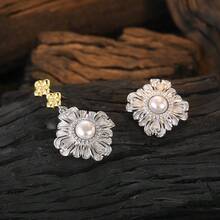 1 对不对称设计淡水珍珠 925 纯银耳钉，质地独特，适合女性日常佩戴 - 彩色 - 查看 4