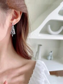 1 đôi Đầy màu sắc Lung linh Cây thông noel Hình dạng Bông tai stud Đối với phụ nữ , Lễ hội Đồ trang sức Không xỏ lỗ Thanh lịch Giáng Sinh
 Thiết kế Còng tai - Nhiều màu - Xem 6