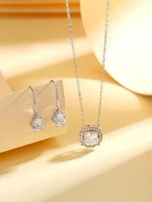 1套經典優雅豪華珠寶套裝及禮盒,包括方體氧化鋯s925純銀耳針和s925純銀頸鍊。適宜作為生日,女士,派對或婚禮的禮物 - 銀色 - 查看 3