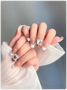 GIRL PLUS Girlplus 10入組手工製作的棺材形假指甲,法國珍珠壓花手繪設計,時尚指甲套裝適合女性和女孩日常穿著