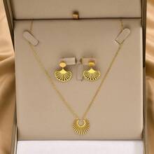 3pcs Set Of Golden Stainless Steel Chain, Gold-Plated Glossy Geometric Fan-Shaped Necklace And Earrings Combination Set, Fashionable And Personalized, Retro Sweet And Cool Design, And Versatile, Suitable For Men, Women, Couples, Street Parties, Daily Commuting Wear - Yellow Gold - View 2